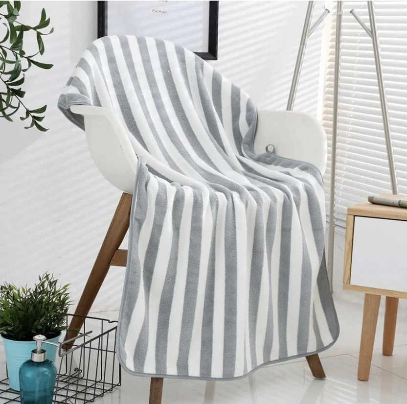 N G textiles Microfiber 400 GSM Bath Towel