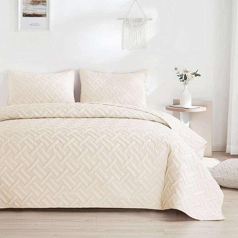 VAS COLLECTIONS Cotton King Sized Bedding Set(Cream, 1 Bedcover With 2 Pillows Covers)