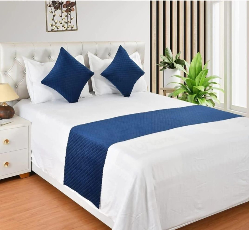 gangji Velvet King Sized Bedding Set(Royal Blue, 2 Cushion cover, 1 bed runner)