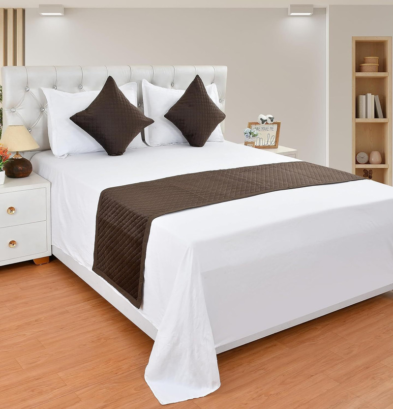 Essensa Furnishings Velvet King Sized Bedding Set(Brown, 1 runner and 2 cushion cover)