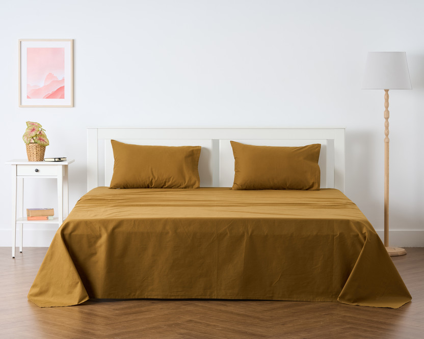 KITESCREATIONS KITESCREATIONS Cotton King Sized Bedding Set(Bronze, 1 Bed Spread, 2 Pillow Cover) - Flipkart Deal