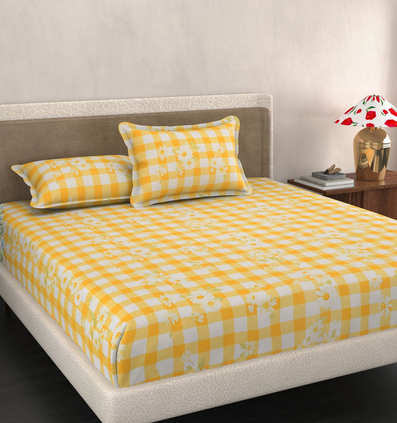 EVERLUSH Cotton King Fitted (Elastic) 300 TC Checkered 1 Summer Bedsheet with 2 Pillow Covers(Yellow)
