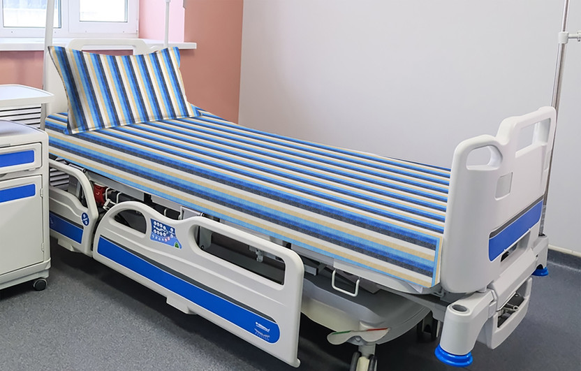 Nissi Cotton Single Flat 200 TC Striped 1 Bedsheet with 2 Pillow Covers(Blue)