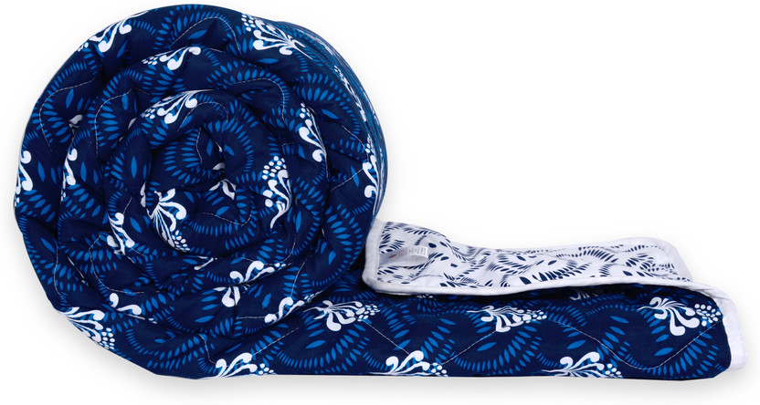Divine Casa Printed Single Comforter for  Mild Winter(Microfiber, Navy and White)