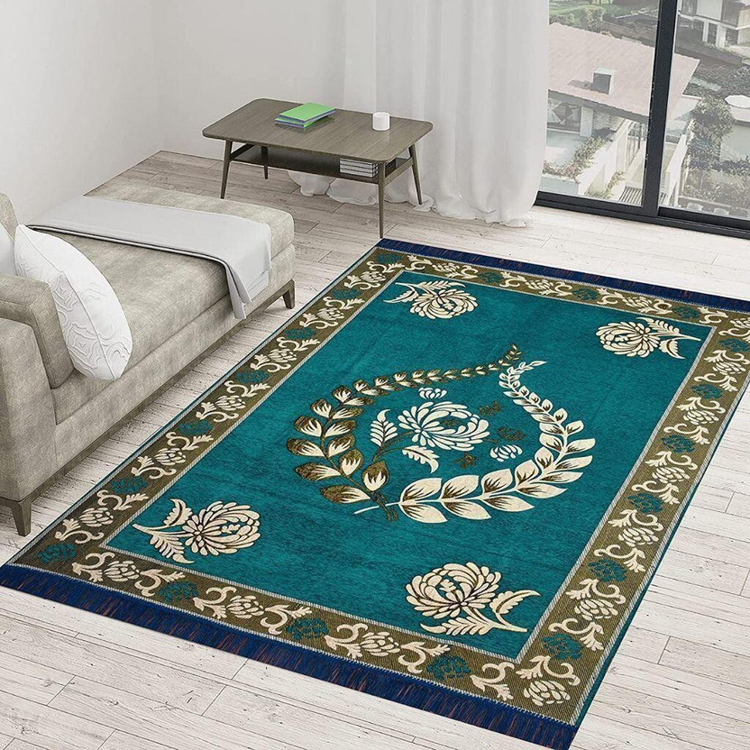 RADECOR 5 ft  X 7 ft Velvet Area Rug(Rectangle, Green)