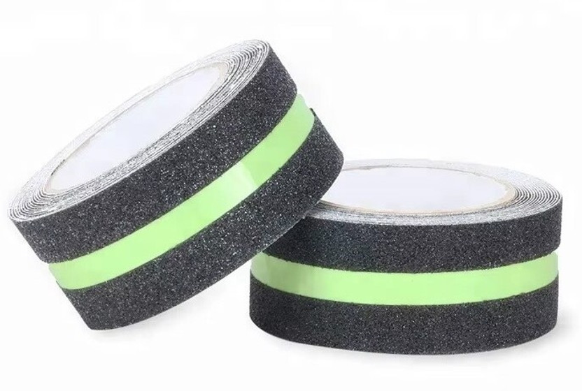 ExeQianming Anti Slip Grip Tape with Green Stripe Non Slip Adhesive Stair Treads,Tread Step Dispenser ‎Linen (Manual)(Set of 2, Black, Green)