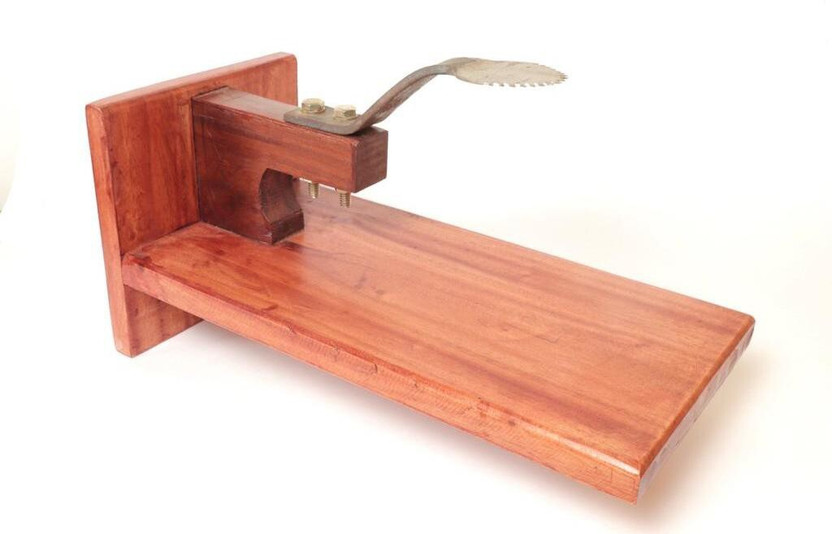 PICKLINE Premium Polished Wooden Table Top Coconut Scraper / Grater / Chirava Coconut Scraper(1 SCRAPER)