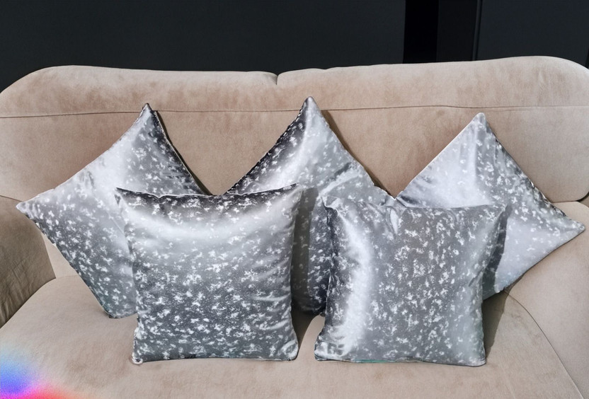 Best Price Silk Cushions Cover(40 cm*40 cm, Pack of 5, Grey, White)