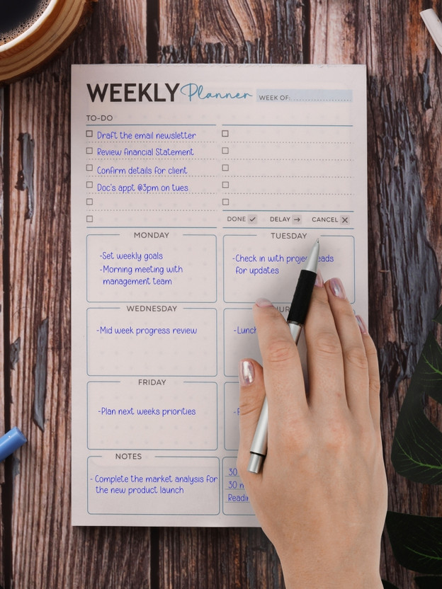 Doodle To Do List Undated Weekly Planner with 50 Tear-Off 90 GSM Planning Sheets A5 Note Pad | Tracker Pad for Your Tasks, Organizing Memo Pad for Office, Home & School | 50 Pages(Weekly 01)