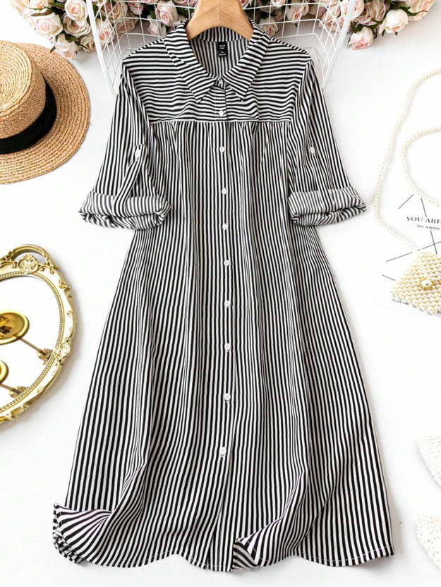 METRONAUT Women Fit and Flare Black, White Above Knee/Mid Thigh Length Dress