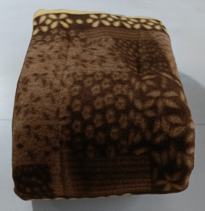 Rennik Rennik Single Fleece Duvet Cover(Brown) - Flipkart Deal