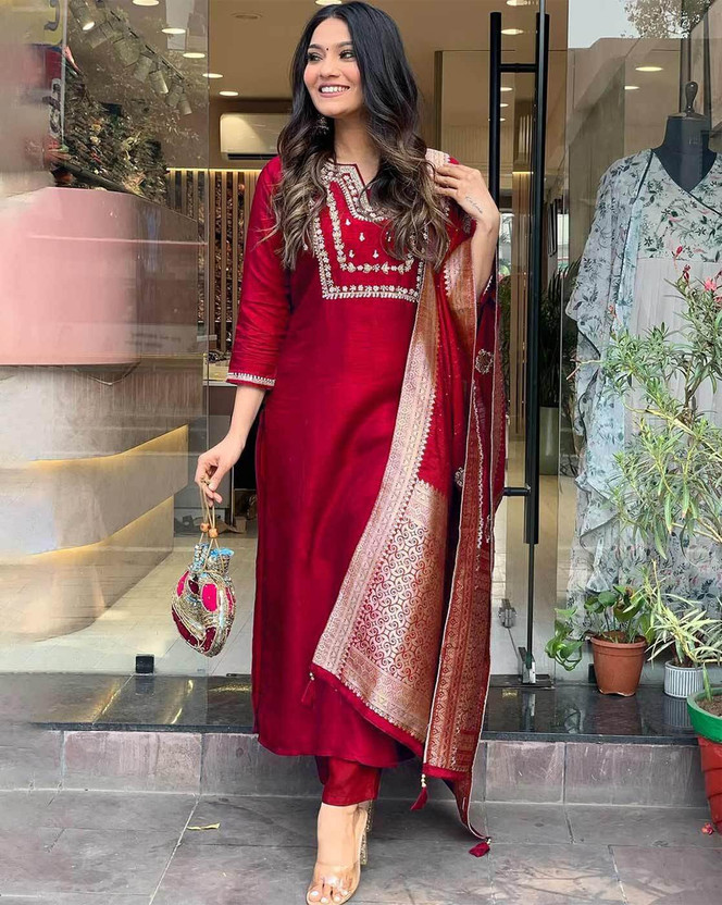 SURUKH SURUKH Women Kurta Pant Dupatta Set - Flipkart Deal