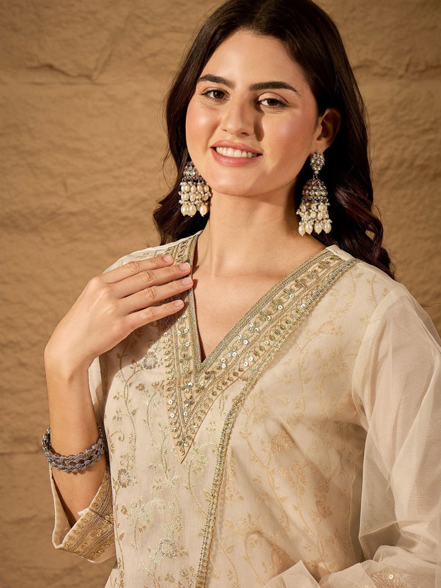 AVANSHEE Women Kurta Pant Dupatta Set