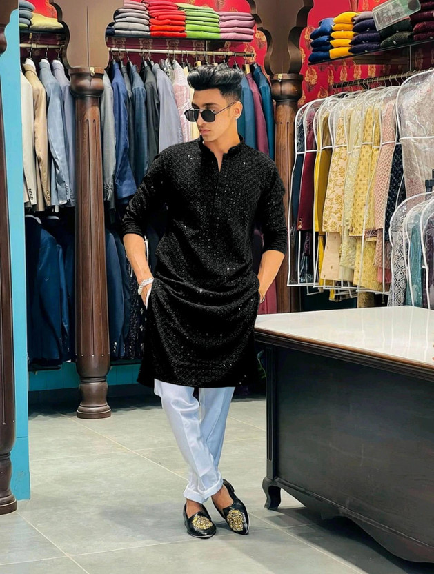 KURTAFORMEN Men Chikan Embroidery Straight Kurta(Black)
