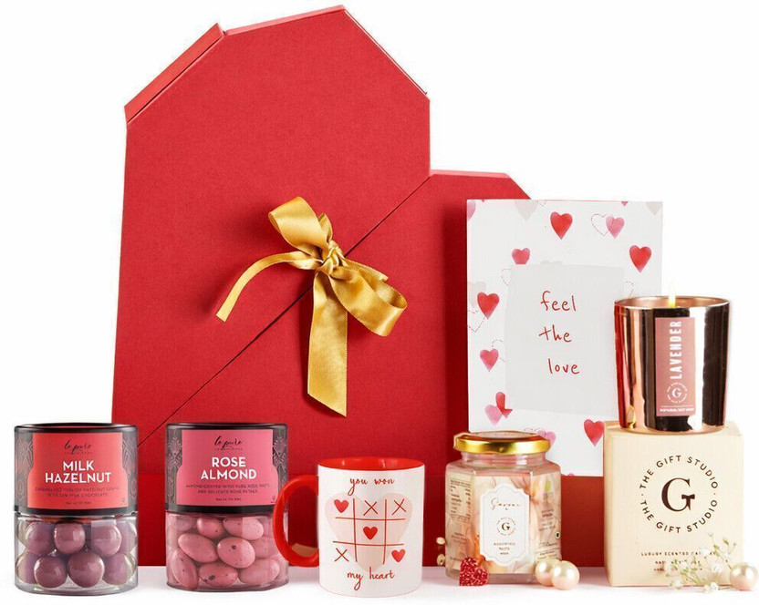 The Gift Studio Noel Evergreen Xmas Gifting for Friends, Family & Secret Santa Ceramic Gift Box(Red)