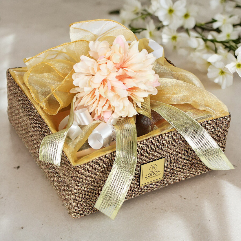 Zoroy Luxury Chocolate Rakhi Contemporary Jute Hamper Large | Cookie, Dried Pomelo, Chocolate Bar Combo(1)