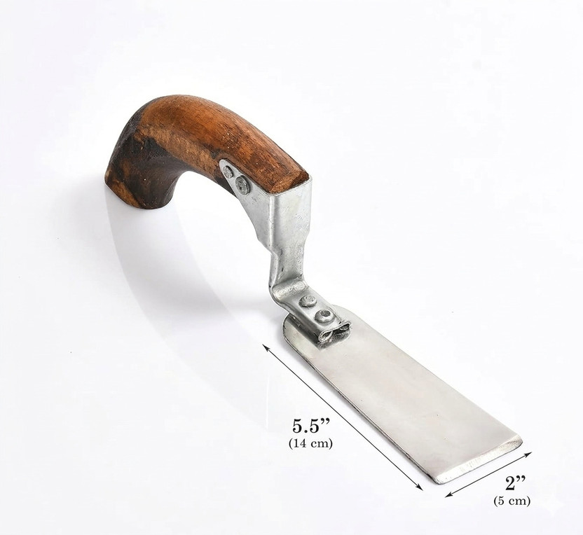 SKS AGRICO PRODUCT Heavy Duty Khurpi with Wooden Handle For Gardening,Digging,Weeding Garden Tool Kit(1 Tools)