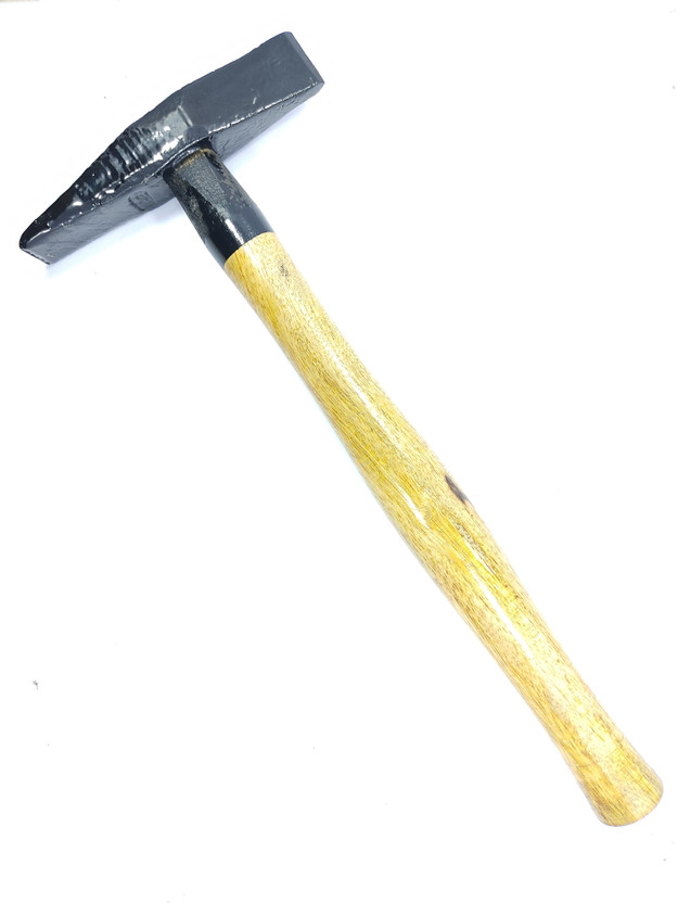 PERFECT TECH CHIPPING HAMMER 600 GRAMS USED FOR WELDING, CONCRET AND OTHER WORKS Curved Claw Hammer(0.45 kg)