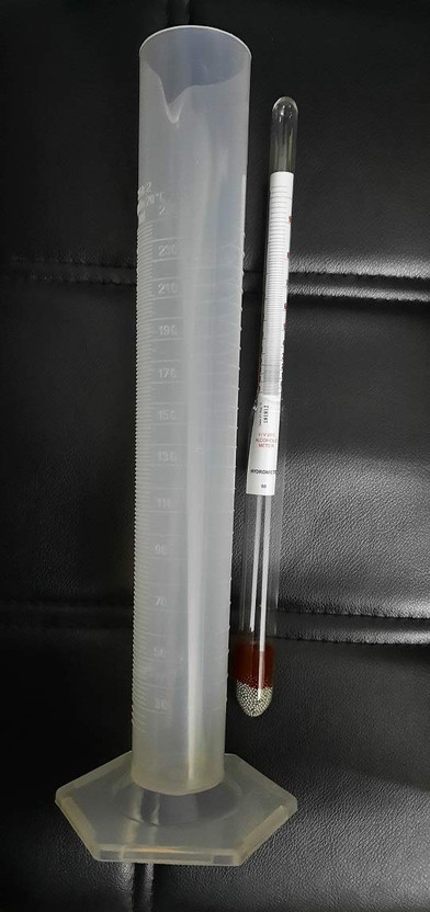 Kamboj Traders Alcohol Meter Hydrometer Glass With Measuring Cylinder 250ml | Hydrometer