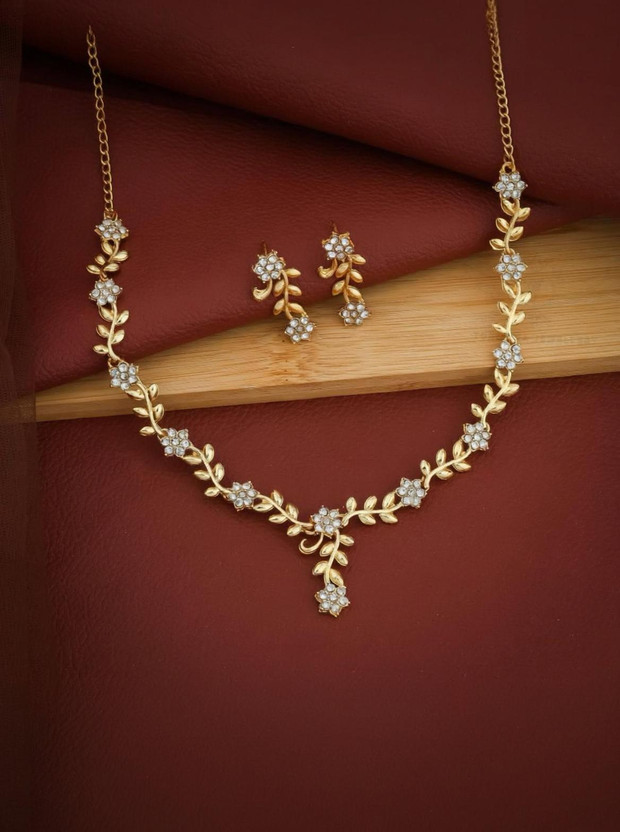 wuzela wuzela Brass Gold-plated Gold Jewellery Set(Pack of 1) - Flipkart Deal