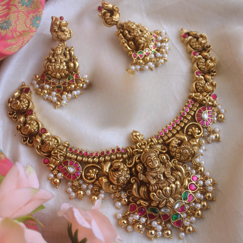 ROFARWORD Brass, Copper Gold-plated Gold Jewellery Set(Pack of 1)