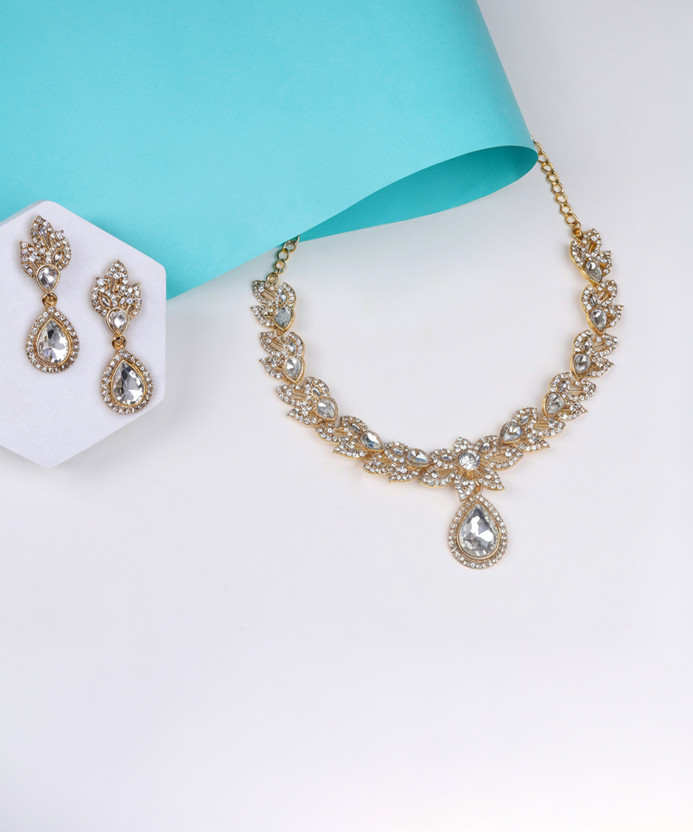 Reesha Jewel Alloy White, Gold Jewellery Set(Pack of 1)