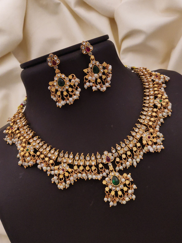 vihaajewellery Brass Gold Jewellery Set(Pack of 1)