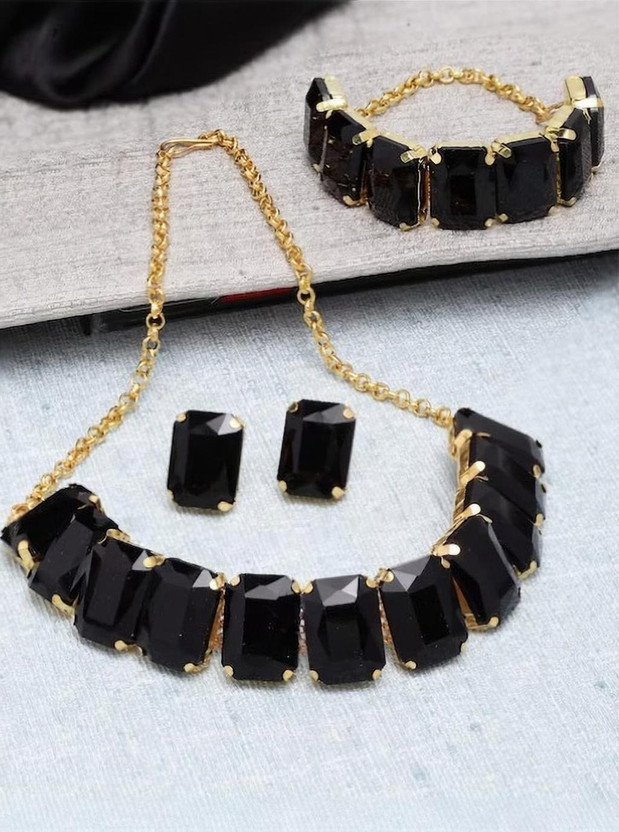 AMHRIK IMITATION Alloy Black Jewellery Set(Pack of 1)