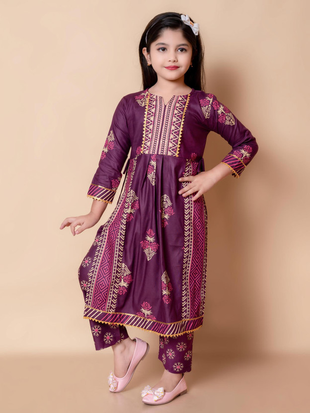 Flipkart barkatdesigningplanet Girls Festive & Party Kurta and Pyjama Set(Multicolor Pack of 1) - Flipkart Deal