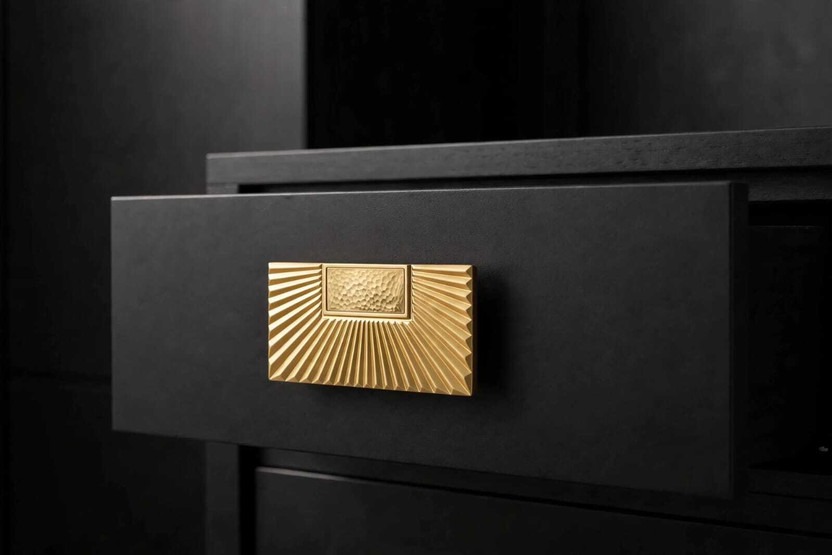 Hardware Hardware art 3D Textured Fluted Drawer Knob with Hammered Metallic Accent Plate Zinc Cabinet/Drawer Handle(Gold Pack of 2) - Flipkart Deal