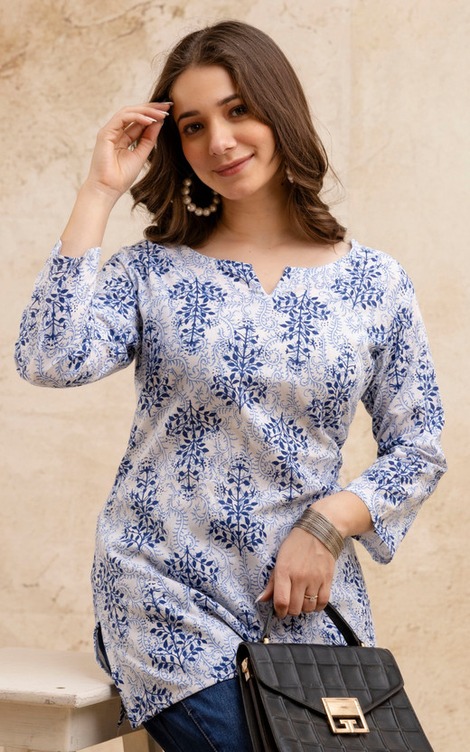 Surhi Women Printed Straight Kurta(Multicolor)