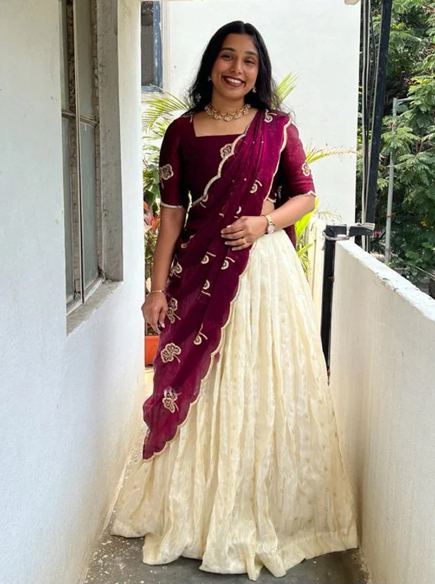 Navlakhi Navlakhi Embroidered Semi Stitched Lehenga Choli(Beige) - Flipkart Deal