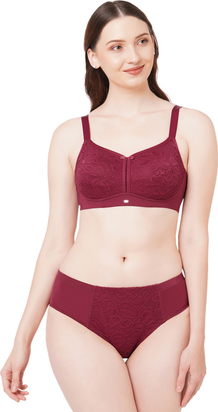 SOIE Lingerie Set