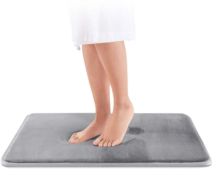 LUKZER Microfiber Bathroom Mat(1PC Anti Slip Bath Mat Extra Soft and Absorbent Microfiber Rug for Home, Bathroom, Bedroom, Hall Way (Grey / 60 x 40 CM), Medium)