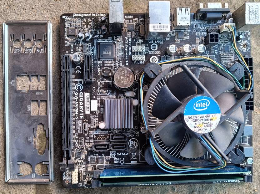 Dtech Gigabyte H61 Motherboard with 3rd gen Core i5 3470 processor and