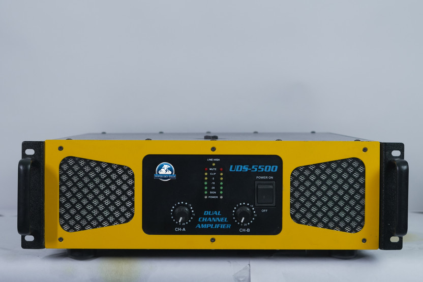 SUPER SKY TECH CO_Amplifier_5500W 250 W AV Power Amplifier(Yellow)