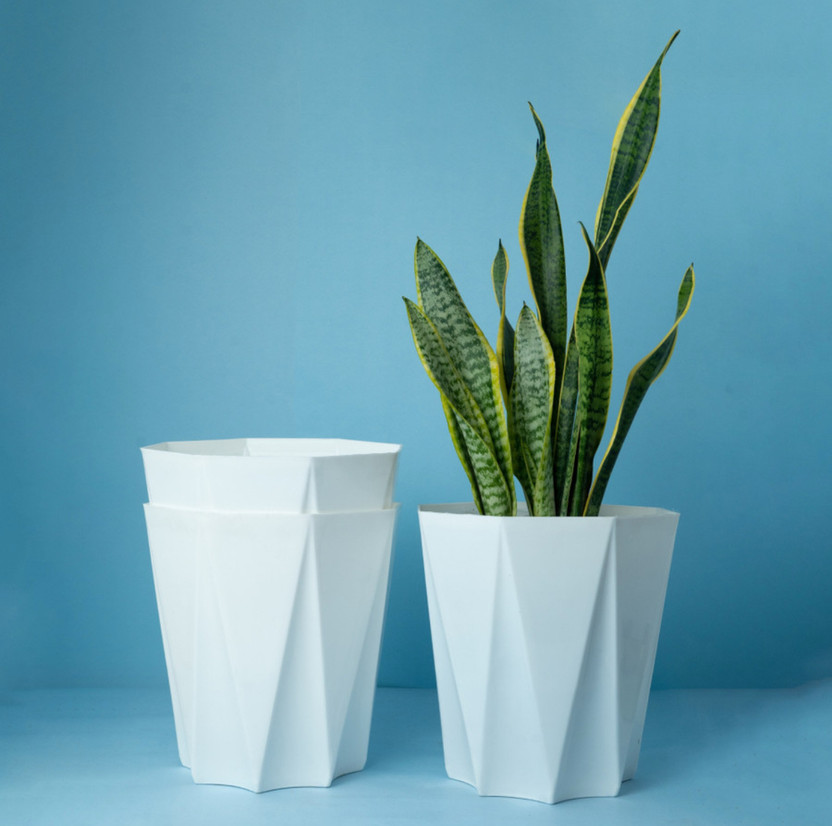 nvisan 10 Inch dyna pot (WHITE,3PCS) Flower Pot for Home, Indoor & Outdoor Gamla Plant Container Set(Pack of 3, Plastic)