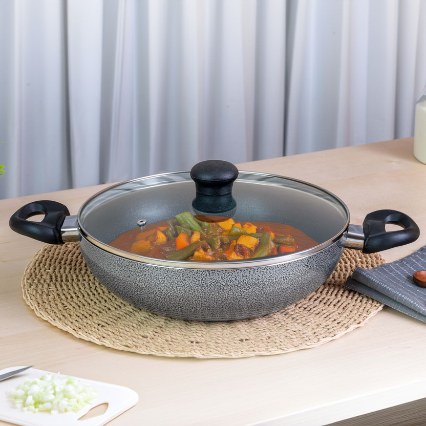 Kreme Kreme DELUXE 3mm 260mm Kadhai 26 cm diameter with Lid 3.5 L capacity(Aluminium, Non-stick, Induction Bottom) - Flipkart Deal