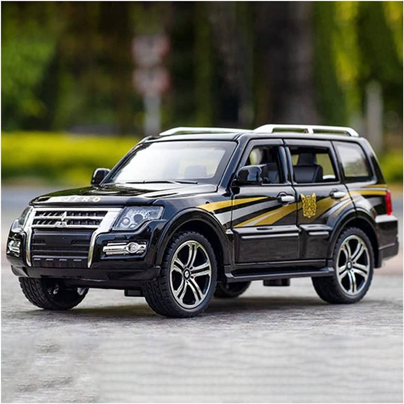 Amaflip 132 for Mitsubishi Pajero Alloy Car Model Diecast Metal Toy
