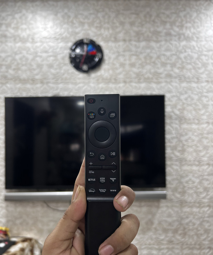 THE BLACK TECH 7DAYS Samsungg Smart TV Voice Remote Original Compatible SAMSUNG Remote Controller(Black)