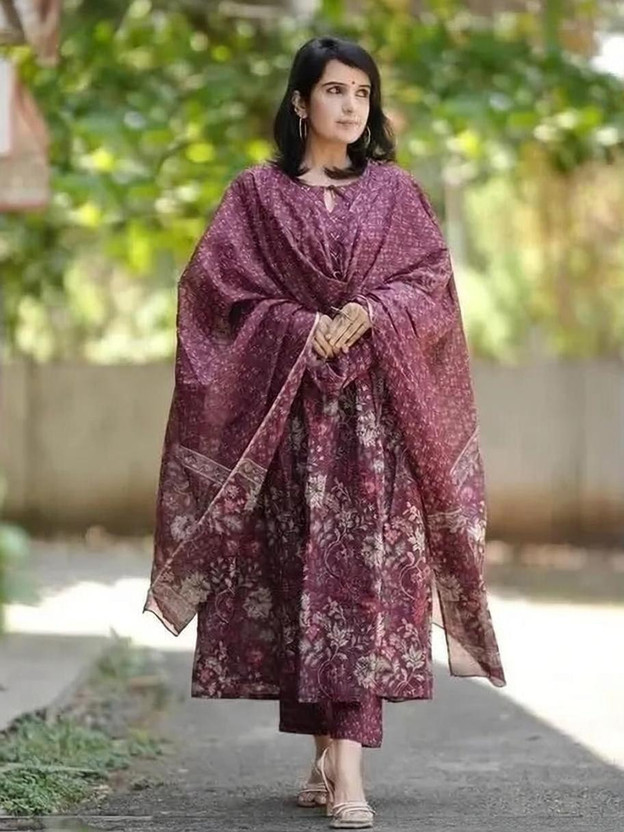 ZOHRA FASHION Printed Kurta, Salwar & Dupatta Set