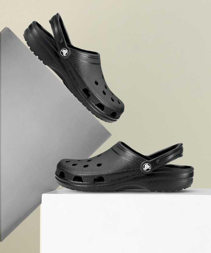 CROCS Classic Men Black Clogs - Buy 