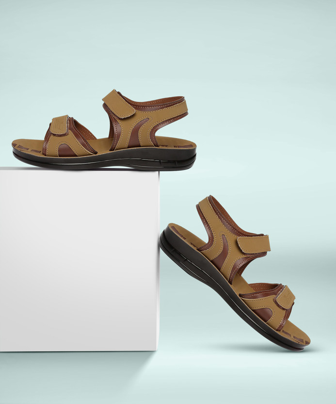 Paragon Men Brown Sandals - Buy Paragon 
