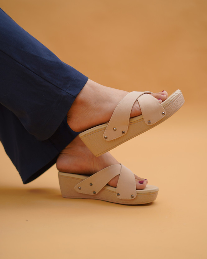 patriarchy Women Heels(Off White , 8)