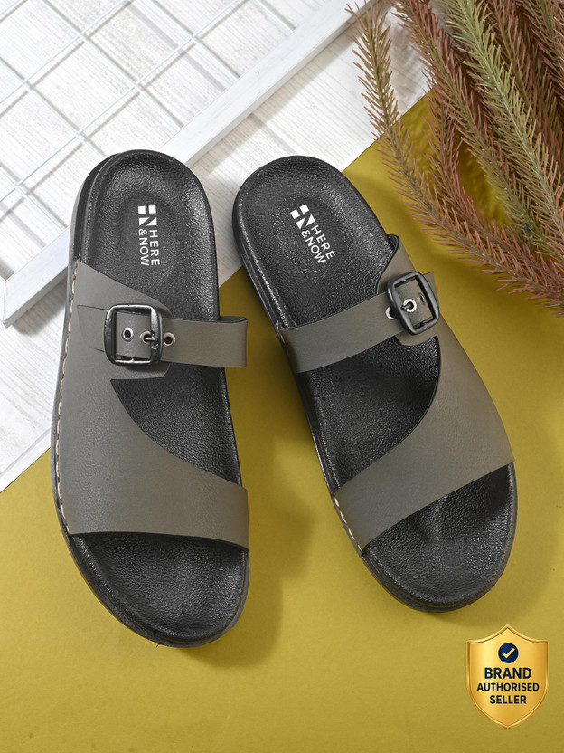 Flipkart HERE&NOW Men Sandals(Olive , 10) - Flipkart Deal