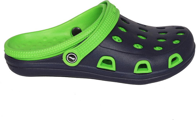 FLITE Men Green Clogs - Buy FLITE Men 
