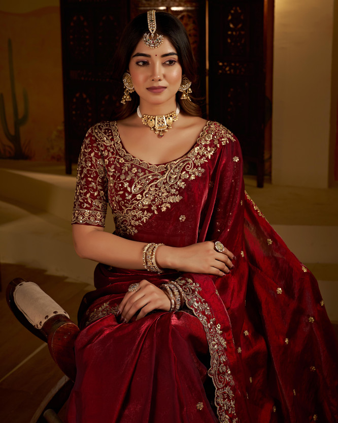 GRUHNAREE Embroidered, Embellished, Woven Bollywood Art Silk Saree(Maroon)
