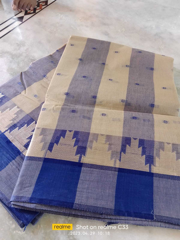 p fashion Self Design Tant Pure Cotton Saree(Dark Blue, Grey)