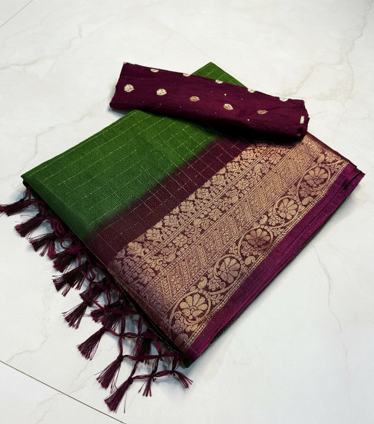 Lincy Checkered, Woven, Self Design Bollywood Silk Blend Saree(Green)