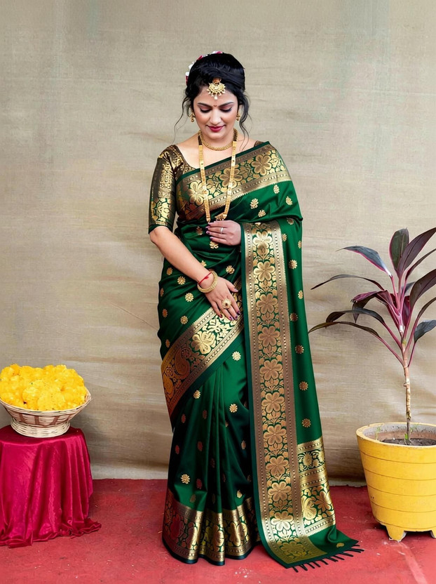 Mishowglitter Embroidered Patola Jacquard, Pure Silk Saree(Green)